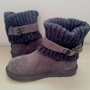 Cozy Gray Knit Cuff Ankle Boots